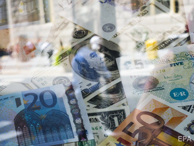 ﻿Курс гривні до євро впав до 32,44 грн/€