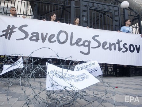 Валенса предложил выдвинуть Сенцова на Нобелевскую премию мира