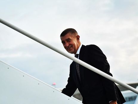 Премьер Чехии заявил, что его страна не примет мигрантов из Средиземноморья, потому что принимает украинцев