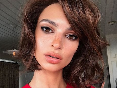 Ратаковски снялась для журнала Paper