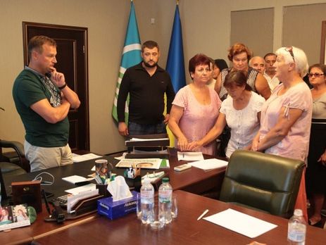 ﻿В Аграрній партії заявили, що її намагаються захопити люди Медведчука. Скоцик скликає політраду