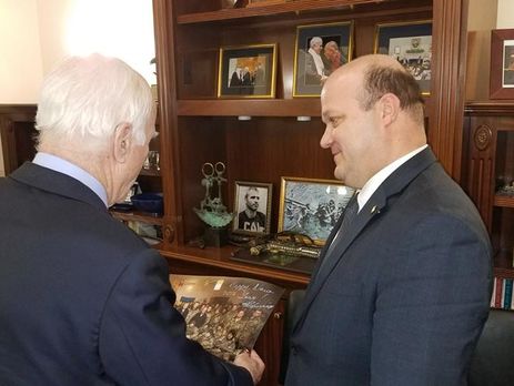 Чалый считает, что присутствие украинских политиков на похоронах Маккейна может иметь 