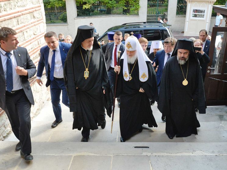 ﻿Патріарх Кирило прибув у Стамбул на зустріч із Константинопольським патріархом Варфоломієм