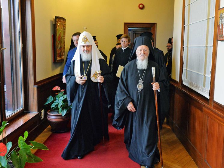 ﻿Константинопольський патріарх повідомив главу РПЦ Кирила про намір надати автокефалію Україні