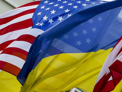 Порошенко частным образом посетит церемонию прощания с Маккейном