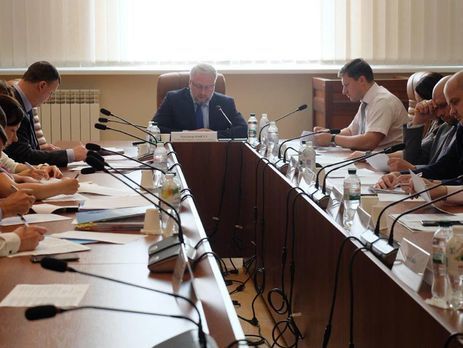 НАПК проверило декларации Гройсмана, Омеляна, Жданова, Семерака и Корчак
