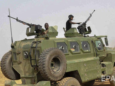 ﻿У Нігерії бойовики атакували військову базу, приблизно 30 військових загинуло