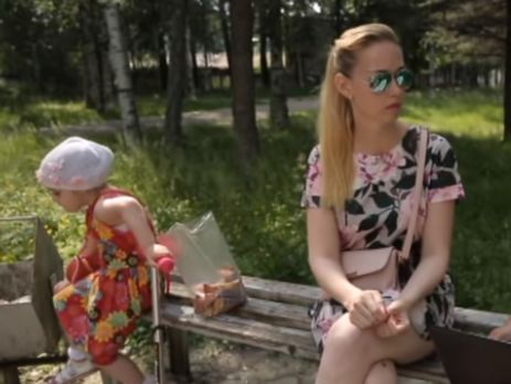 Жена осужденного боевика из РФ Седикова: Донецк и Луганск – это Украина, получается? Я в этом не разбираюсь. Видео