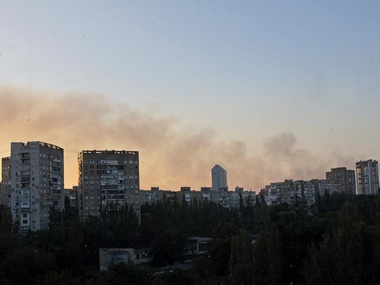 Горсовет: Ситуация в Донецке остается напряженной, в районе аэропорта идет стрельба