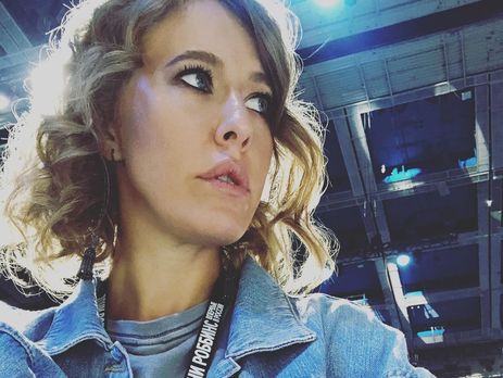 Собчак восстанавливает силы, вися вниз головой