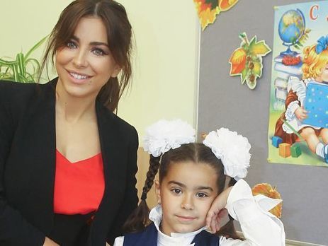 Ани Лорак отдала дочь в гимназию, обучение в которой стоит более $30 тыс. в год