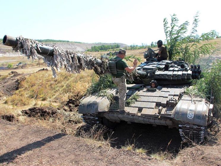 ﻿Доба на Донбасі. Бойовики 32 рази обстріляли позиції українських військових, один боєць загинув