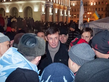 Луценко: Завтра на Майдане будет объявлен план наступления