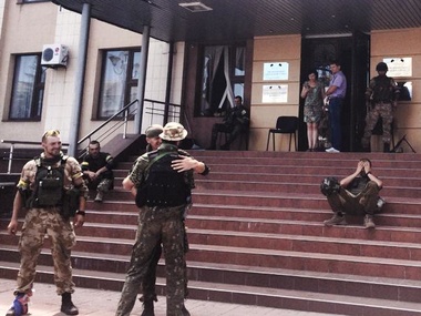 Батальон "Донбасс" захватил фуру с медикаментами из России для боевиков "ДНР" и "ЛНР"