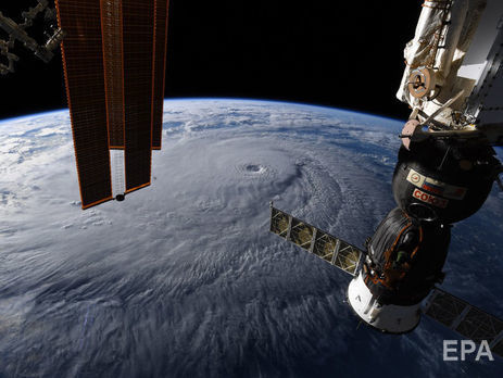 ﻿У РФ не змогли знайти винуватця появи отвору в космічному кораблі 