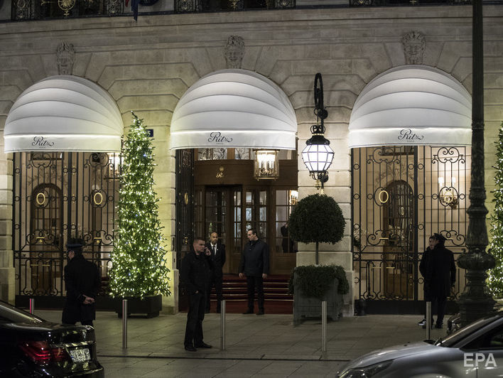 ﻿Саудівська принцеса заявила, що в паризькому готелі в неї вкрали коштовностей на €800 тис.
