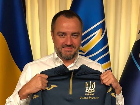 Активисты предложили внести НАПК в Книгу рекордов Гиннесса за слишком долгую проверку декларации Павелко