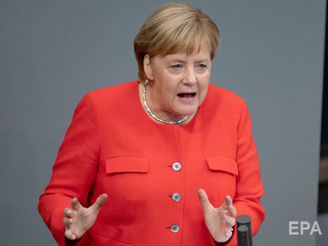 Меркель назвала наплыв беженцев главным вызовом для ЕС