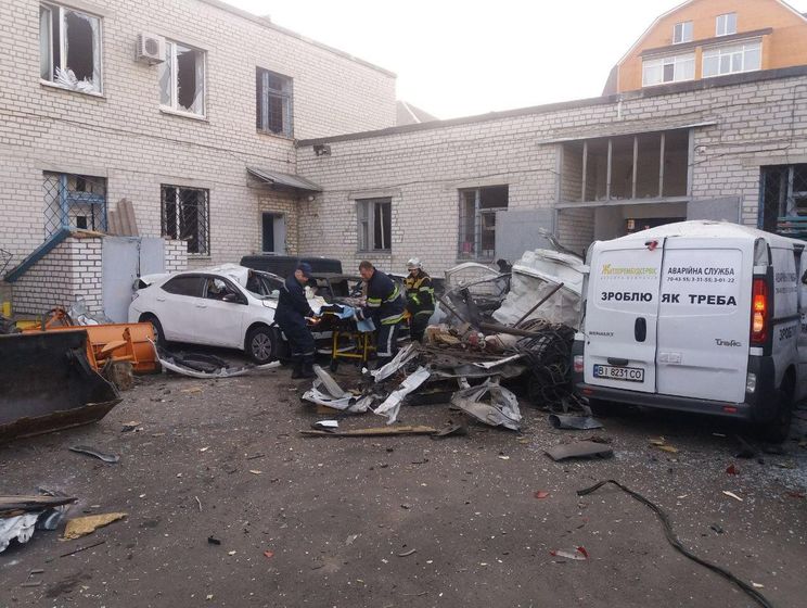 В результате взрыва автомобиля в Кременчуге погиб мужчина