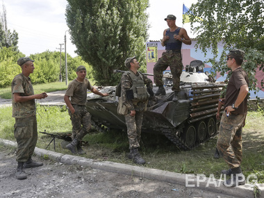 СМИ: В южной части Донецка продолжаются бои