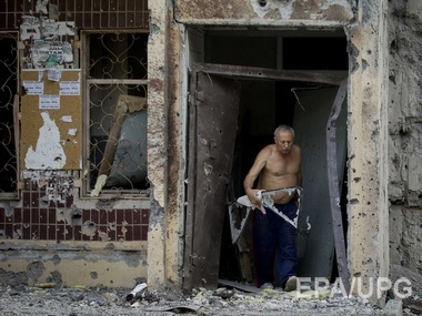 В Донецке прекратилась стрельба, коммунальные службы ремонтируют газо- и водопроводы