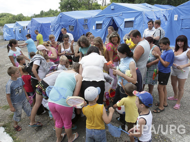 СНБО: Число вынужденных переселенцев достигло 69 тысяч 
