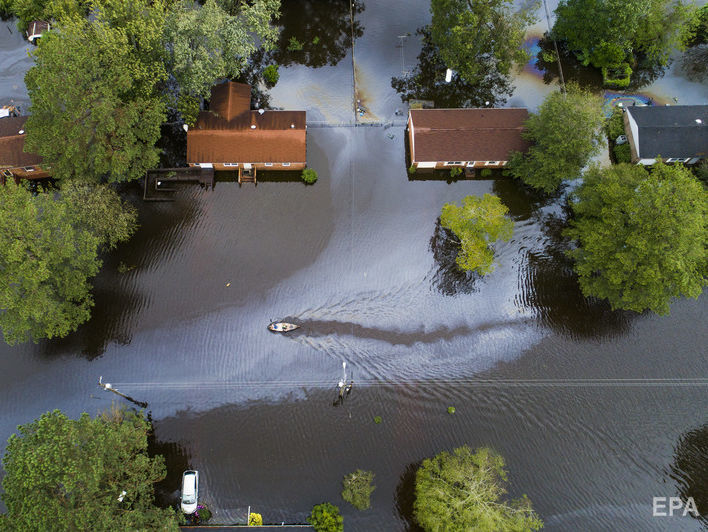 Число жертв урагана "Флоренс" в США возросло до 13 человек