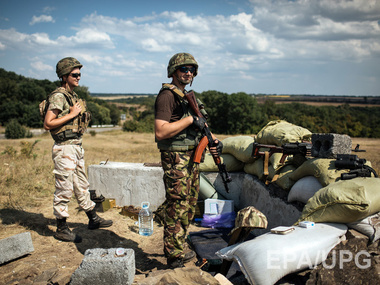 20 украинских военнослужащих самовольно покинули блокпост в зоне АТО