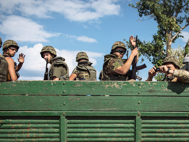 За прошедшие сутки погибли 15 украинских силовиков, 79 ранены