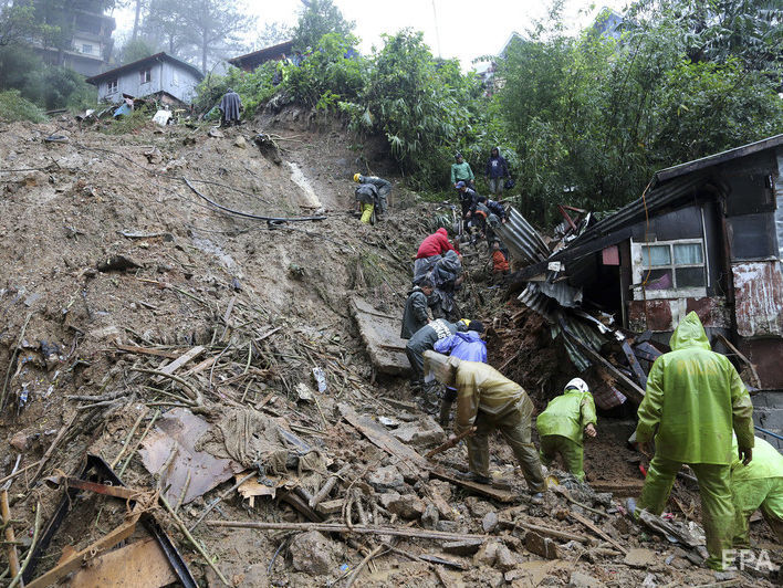 На Филиппинах 64 человека погибло в результате тайфуна "Мангхут"
