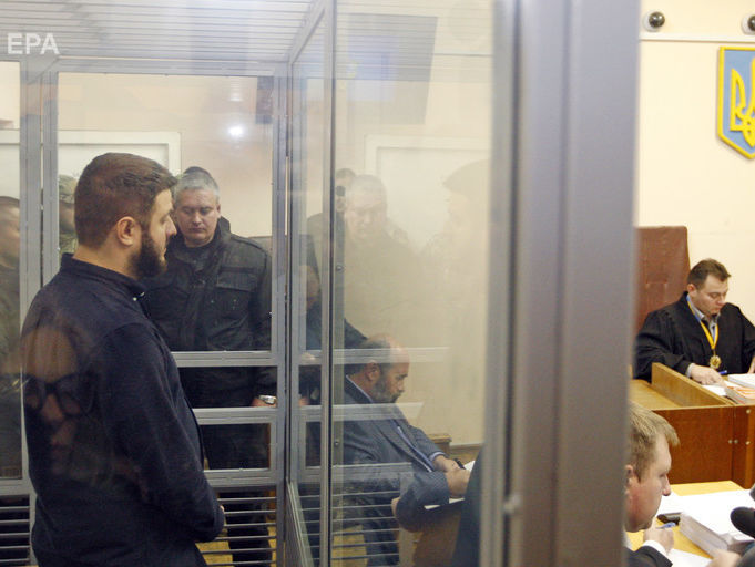 Соломенский суд Киева повторно рассмотрит жалобу Центра противодействия коррупции о закрытии "дела о рюкзаках"
