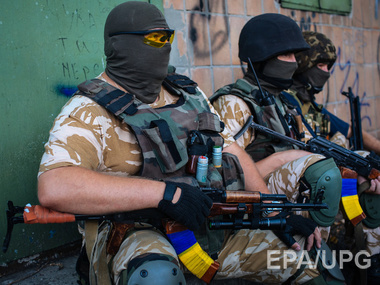 Тымчук: Террористы ожесточенно атакуют, пытаясь отбить трассы, соединяющие Луганск и Донецк