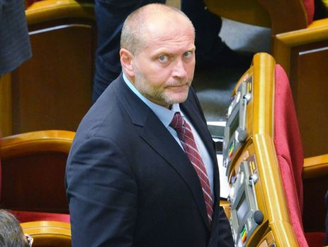 Береза: В Раде мы услышали предвыборную речь Порошенко. Единственное, что действительно поразило, так это его седина. Он совсем седой. Это увидели все