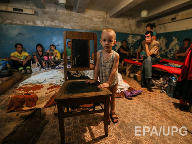 Число вынужденных переселенцев в Украине превысило 100 тыс.