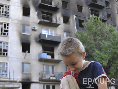 Тягнибок: В Луганске из-за обстрела горят более 30 домов