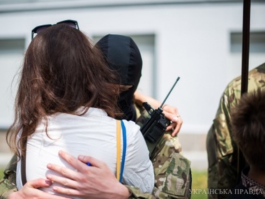 Новобранцы "Азова" приняли присягу и отправились из Киева в зону АТО. Фоторепортаж