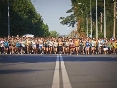 В Харькове около трех тысяч человек участвовали в марафоне "Освобождение"
