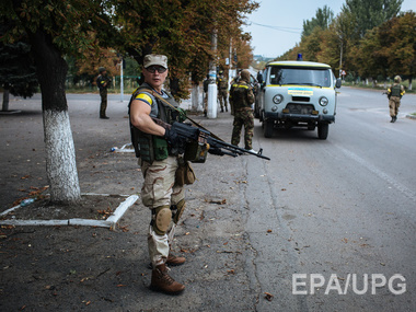 Порошенко подписал закон о разрешении милиции стрелять в террористов без предупреждения