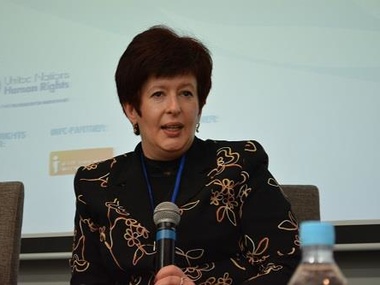 Лутковская взяла под личный контроль расследование избиения Черновол