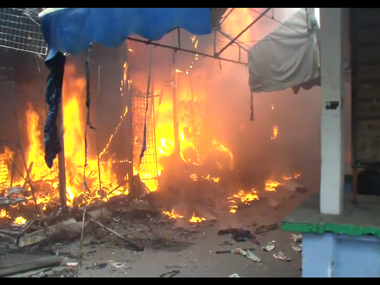 СМИ: В Луганске сгорел Центральный рынок