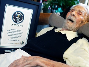 111-летний японец признан старейшим мужчиной на земле
