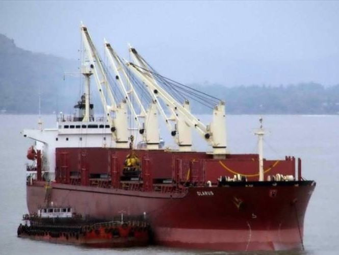 ﻿У Нігерії пірати викрали членів екіпажу швейцарського судна, серед яких є українець