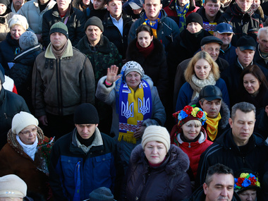 "Свобода": ГАИ продолжает блокировать доставку продуктов на Евромайдан