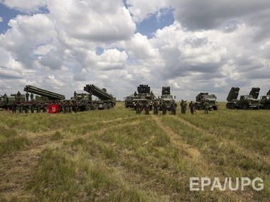 Заместитель комбата "Азова": Из России в Украину вторглись около 30 танков, "Грады" и гаубицы