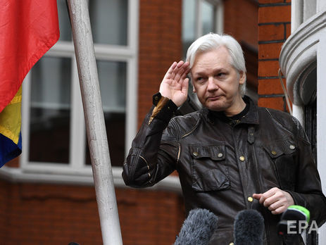 Ассанж покинул должность главного редактора WikiLeaks из-за отсутствия доступа к интернету