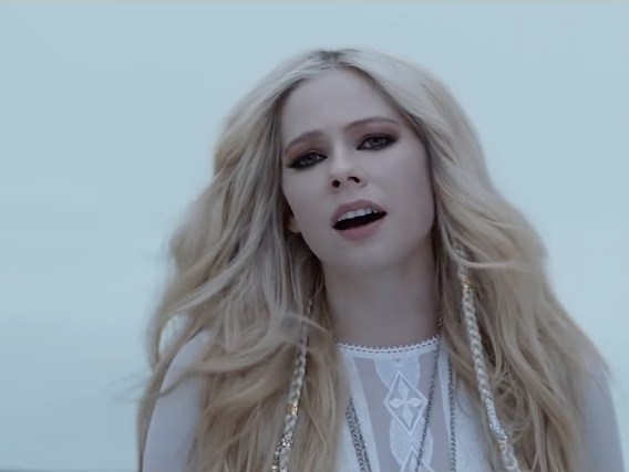 Avril Lavigne голая в порно