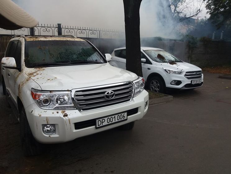 ﻿У МЗС Росії вимагають розслідувати напад на машини російських дипломатів у Києві