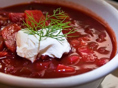 Борщ в Москве назвали супом из свекольного корня