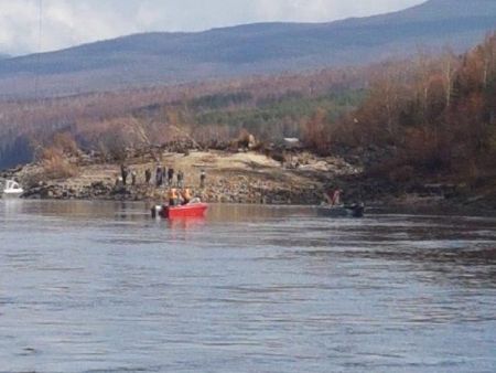 ﻿У РФ вертоліт золотовидобувної артілі впав у річку, двоє загиблих