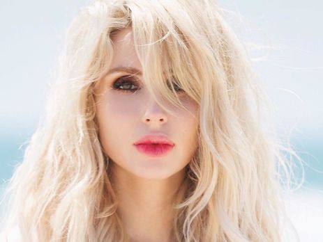 Loboda показала грудь в бюcтгальтере